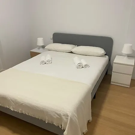 Exyca Castellana Appartement Madrid Buitenkant foto